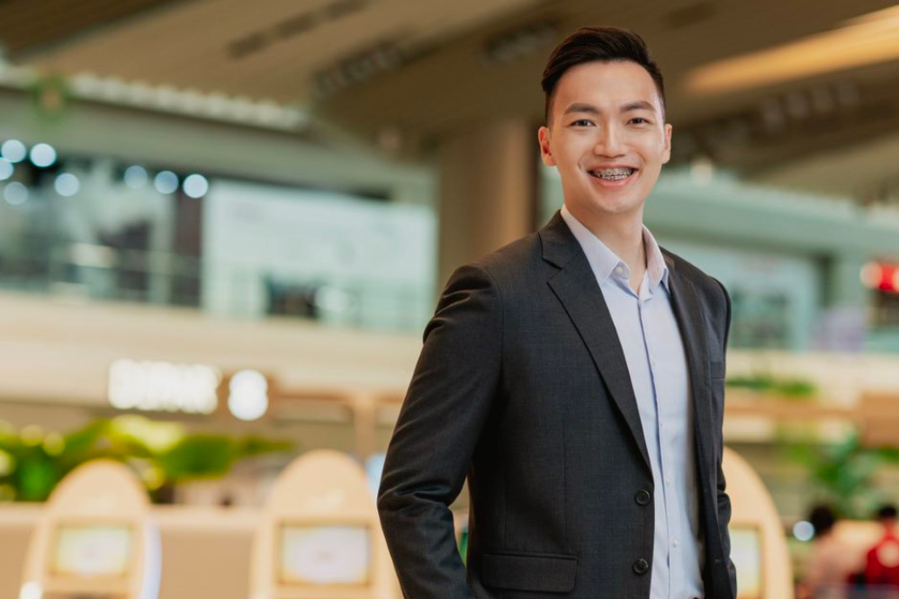 raphael leong at changi airport group, airport management, airport operations strategy & transformation 